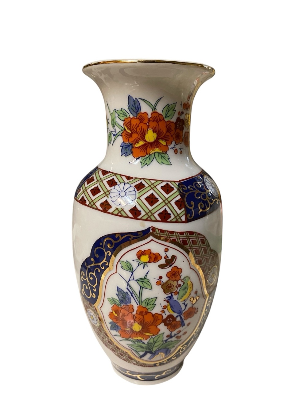 Vtg Japanese Imari Style porcelain Hand-Painted Floral & Gold Accented Vase.